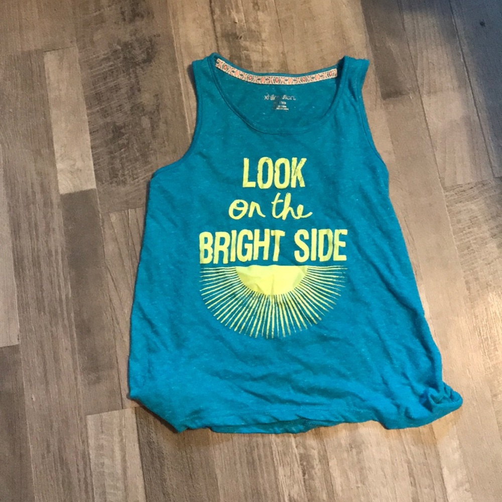Xhilaration graphic tank top.
